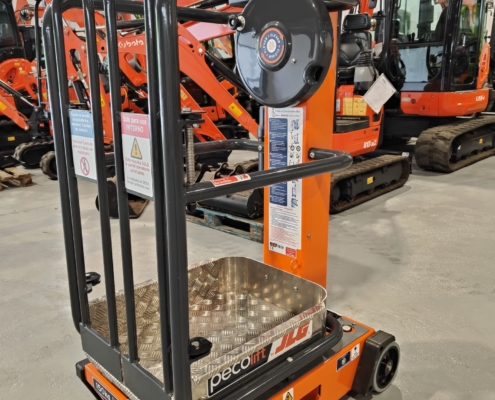 Power Towers Pecolift (By JLG)