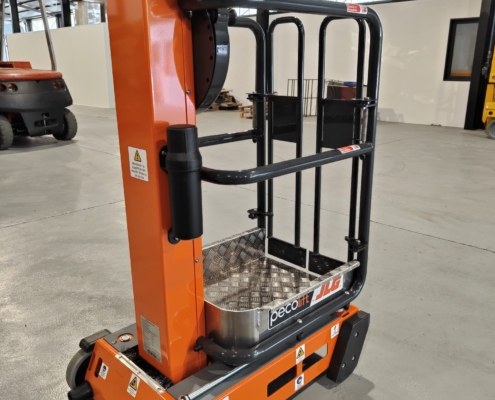 Power Towers Pecolift (By JLG)