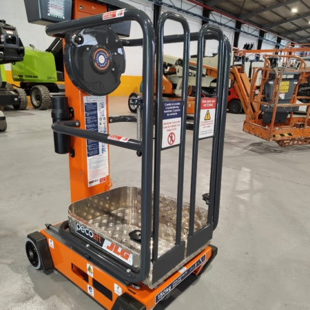 Power Tower Pecolift by JLG 3 Power Tower Pecolift by JLG