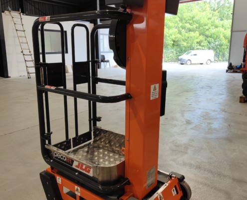 Power Towers Pecolift (By JLG)