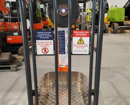 Power Towers Pecolift (By JLG)