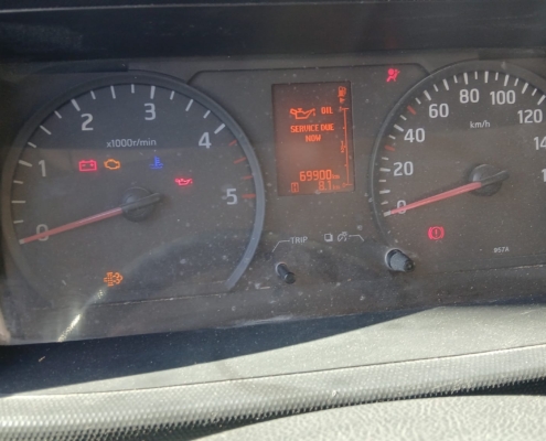 Pltaforma sobre camión Nissan-Movex