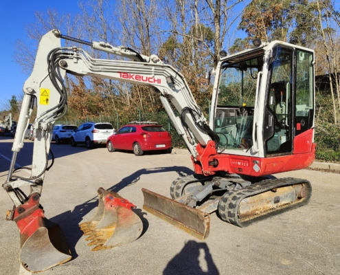 Takeuchi TB230