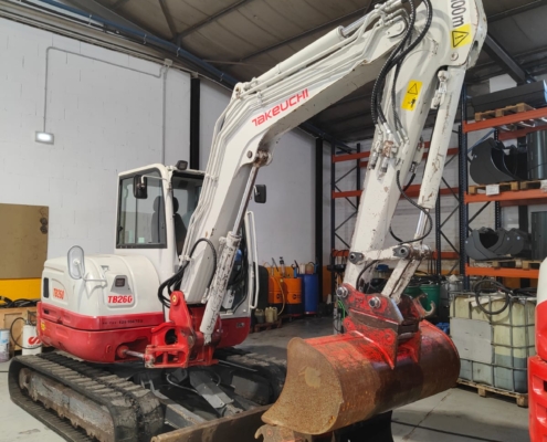 Takeuchi TB260
