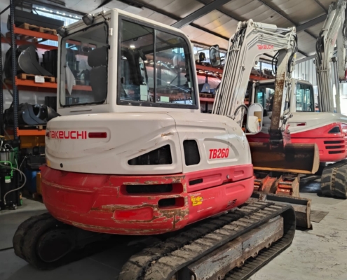 Takeuchi TB260
