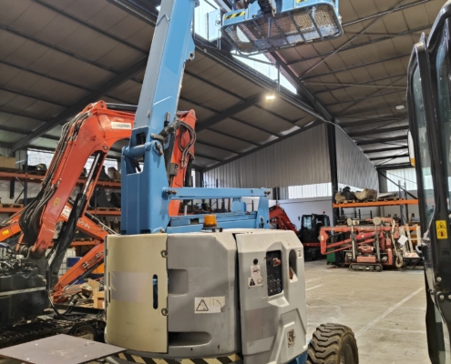 Plataforma articulada diesel 12 m Plataforma articulada diesel 12 m