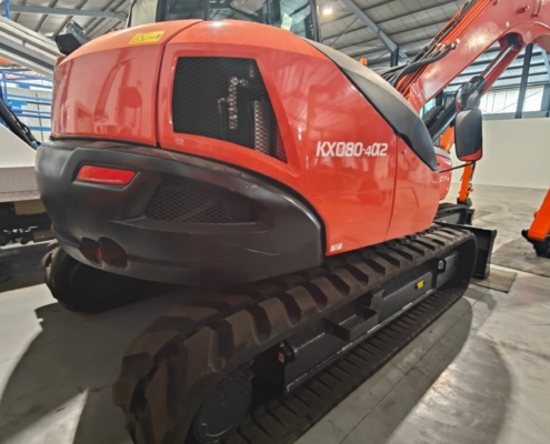 KX080-4α2