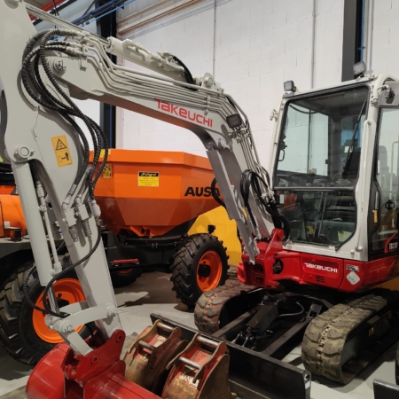 Takeuchi TB230 5 Takeuchi TB230